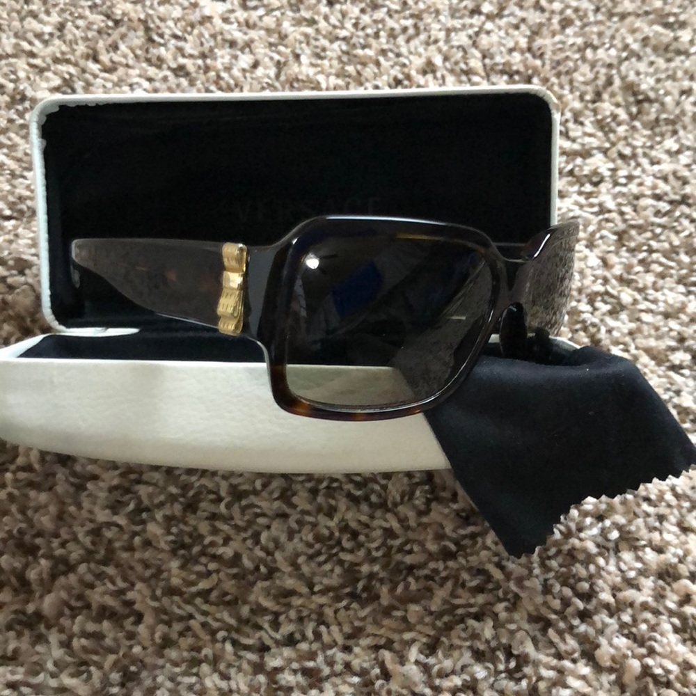 Versace Venitas Bow Tortoise Shell Sunglasses